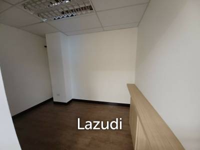 Office space for rent at Prime Building unit 1A size 120 sqm