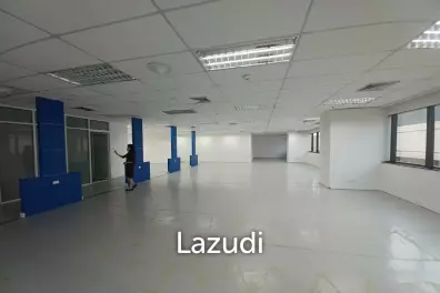 Office space for rent at GMM Grammy Place unit 2601 size 357 sqm