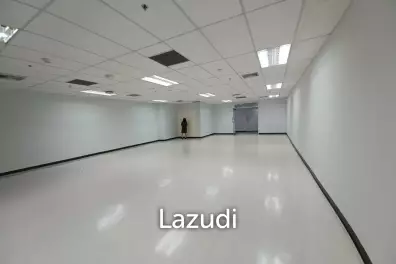 Office space for rent at GMM Grammy Place unit 1906 size 125 sqm