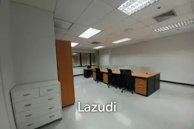 Office space for rent at GMM Grammy Place unit 1206 size 102 sqm