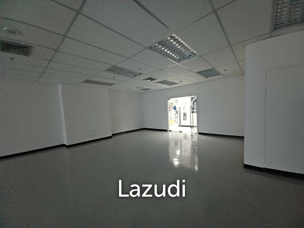Office space for rent at GMM Grammy Place unit 1210 size 125 sqm