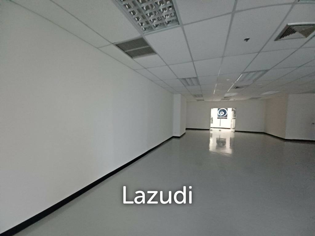 Office space for rent at GMM Grammy Place unit 1210 size 125 sqm