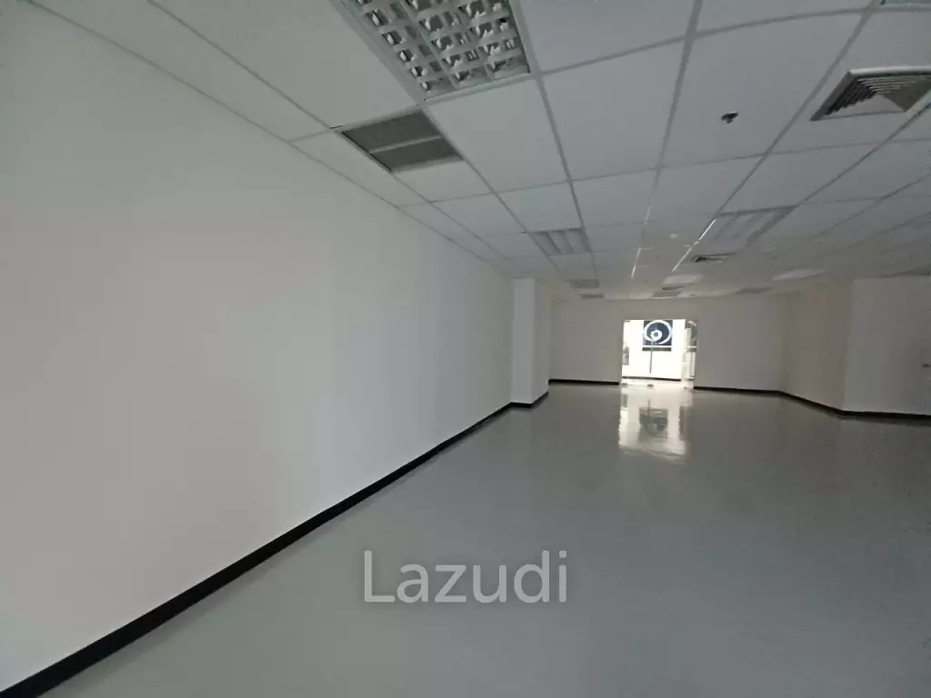 Office space for rent at GMM Grammy Place unit 1210 size 125 sqm
