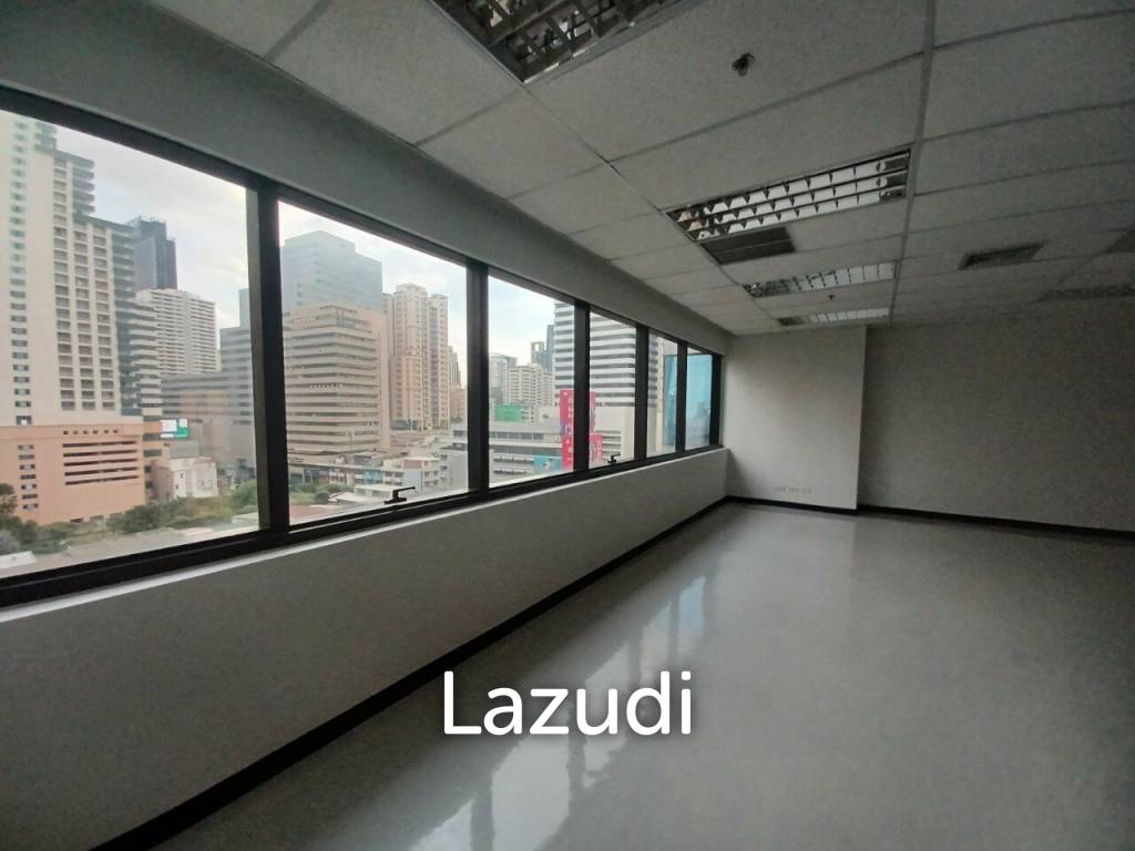 Office space for rent at GMM Grammy Place unit 1210 size 125 sqm