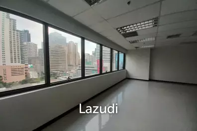 Office space for rent at GMM Grammy Place unit 1210 size 125 sqm