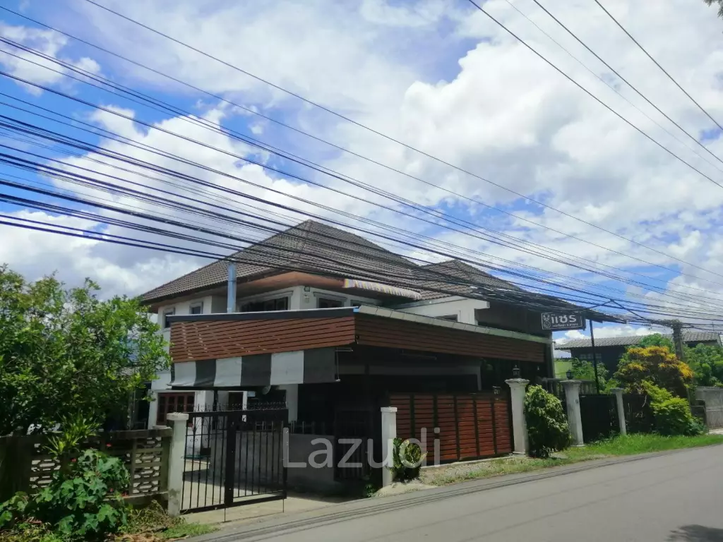 6 Bed 3 Bath Detached House