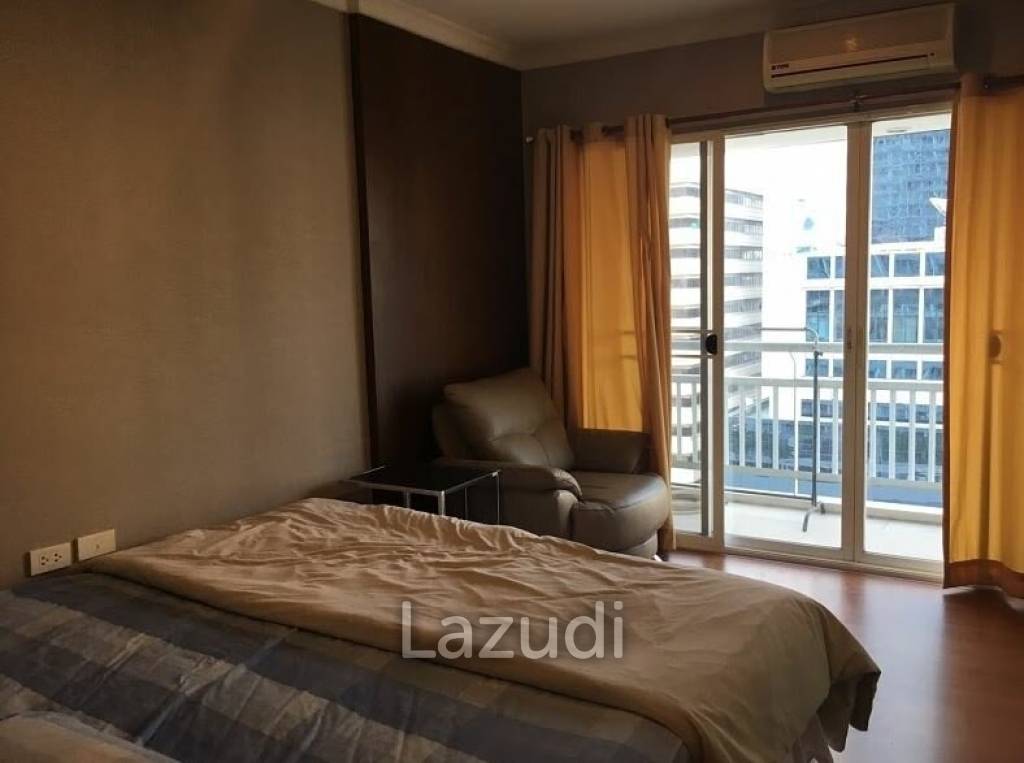 2 Bedroom Grand Park View Condominium, Bangkok