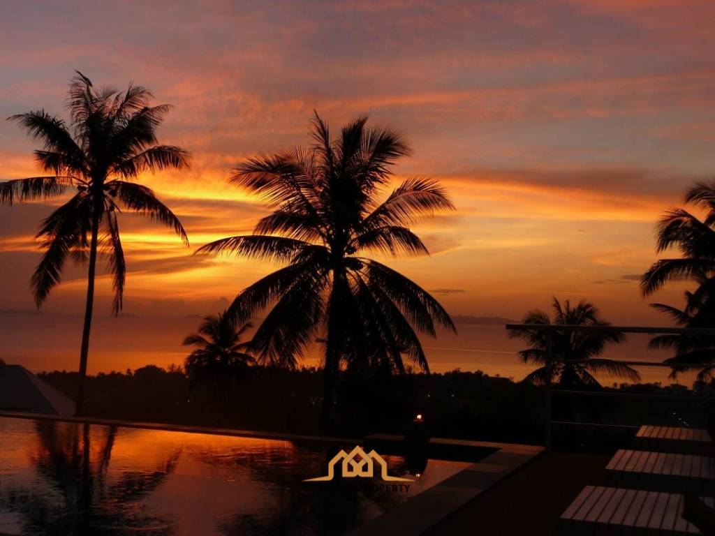 West Coast Samui Villa with Sunset View