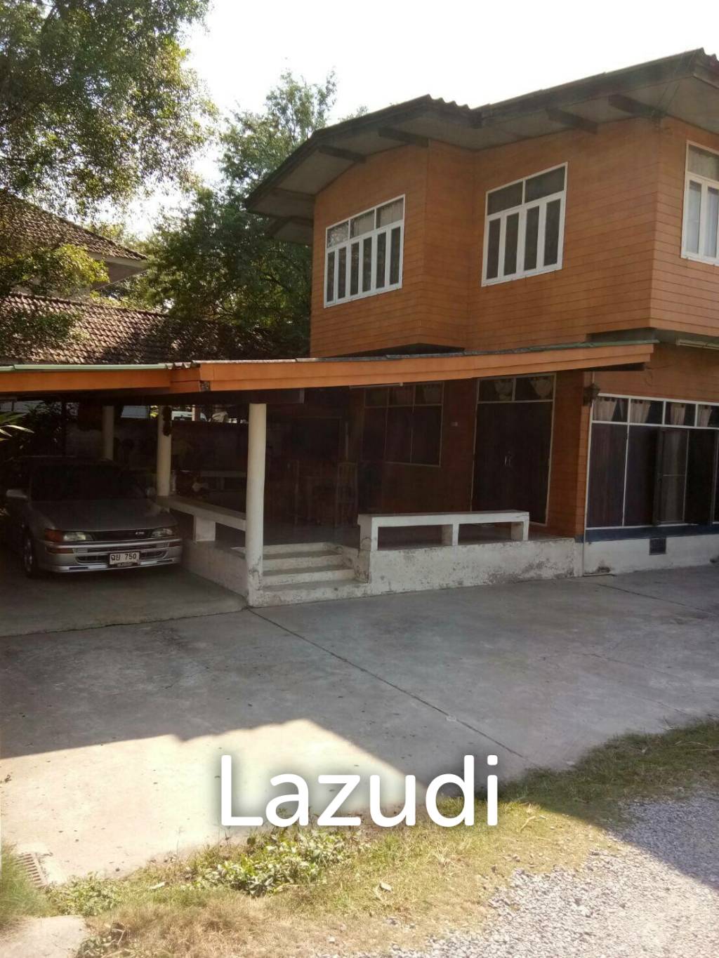 House with land for sale, Soi Ladprao 42/1
