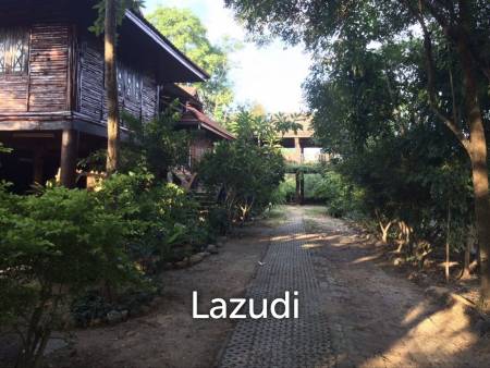 Beautiful single wooden house in Chiang Mai