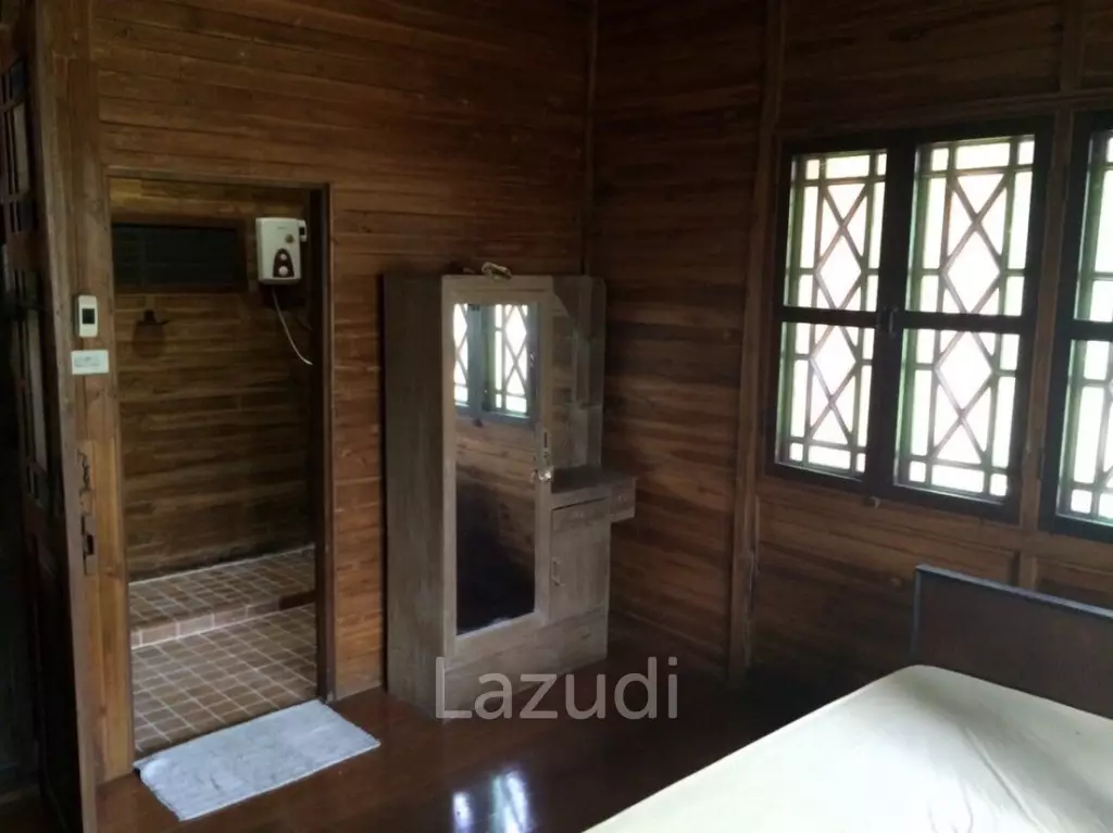 Beautiful single wooden house in Chiang Mai