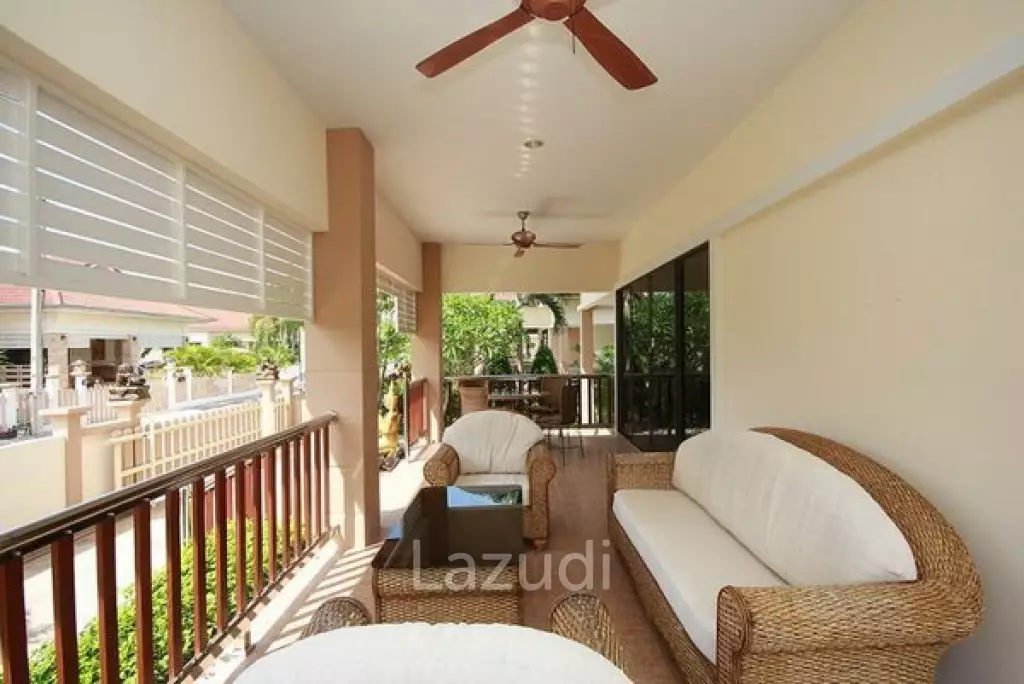 BAAN THAI 2 : Bed Pool Villa