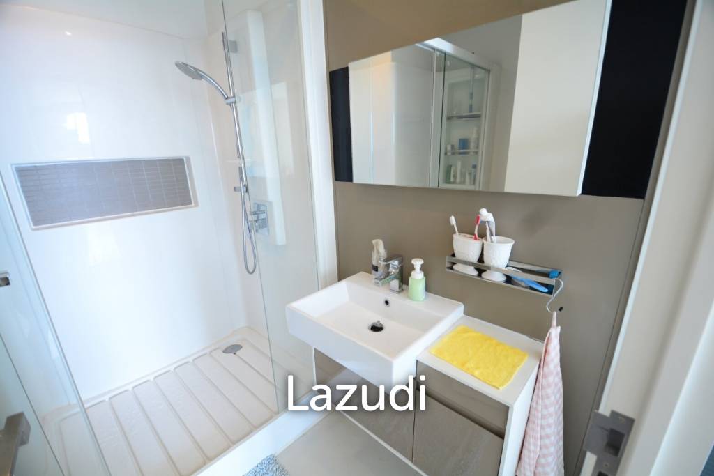 1 Bedroom for Sale at The Room Sathorn-Taksin