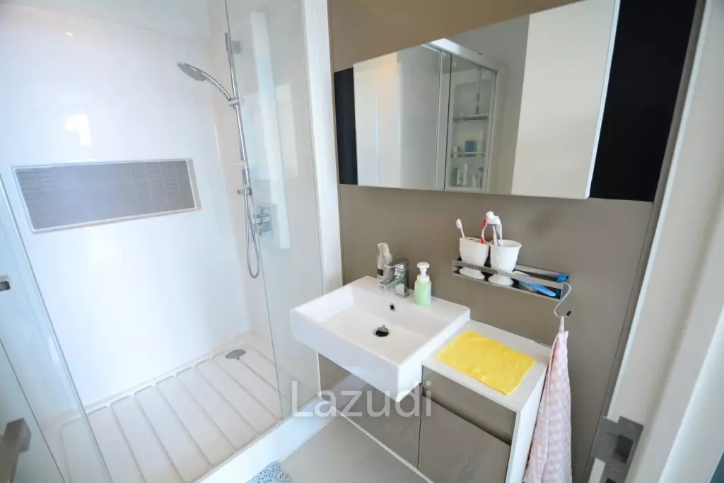1 Bedroom for Sale at The Room Sathorn-Taksin
