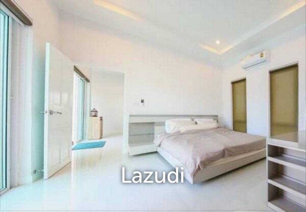 440 ตร.ม 3 เตียง 2 อาบน้ำ วิลล่า For ขาย