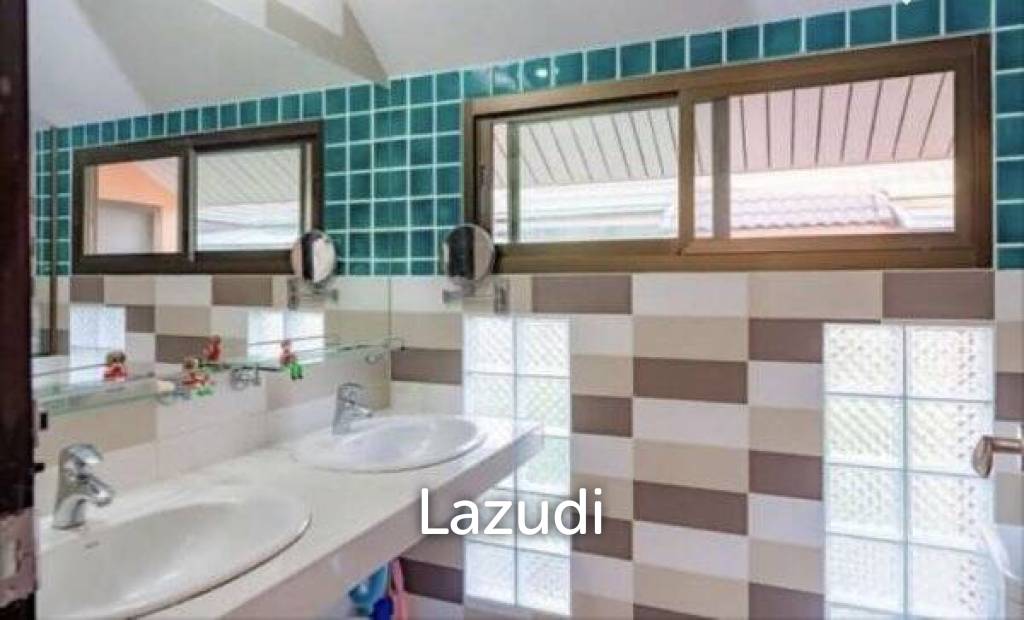 400 平方米 3 床 2 洗澡 别墅 对于 销售