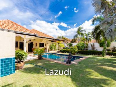 SUNSHINE MOUNTAIN 1 : Great value 3 bed pool villa