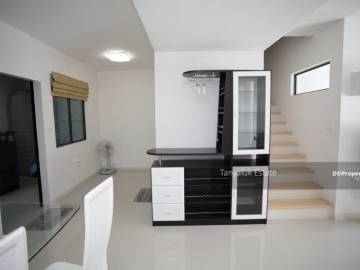 Code KRB8602 Townhome