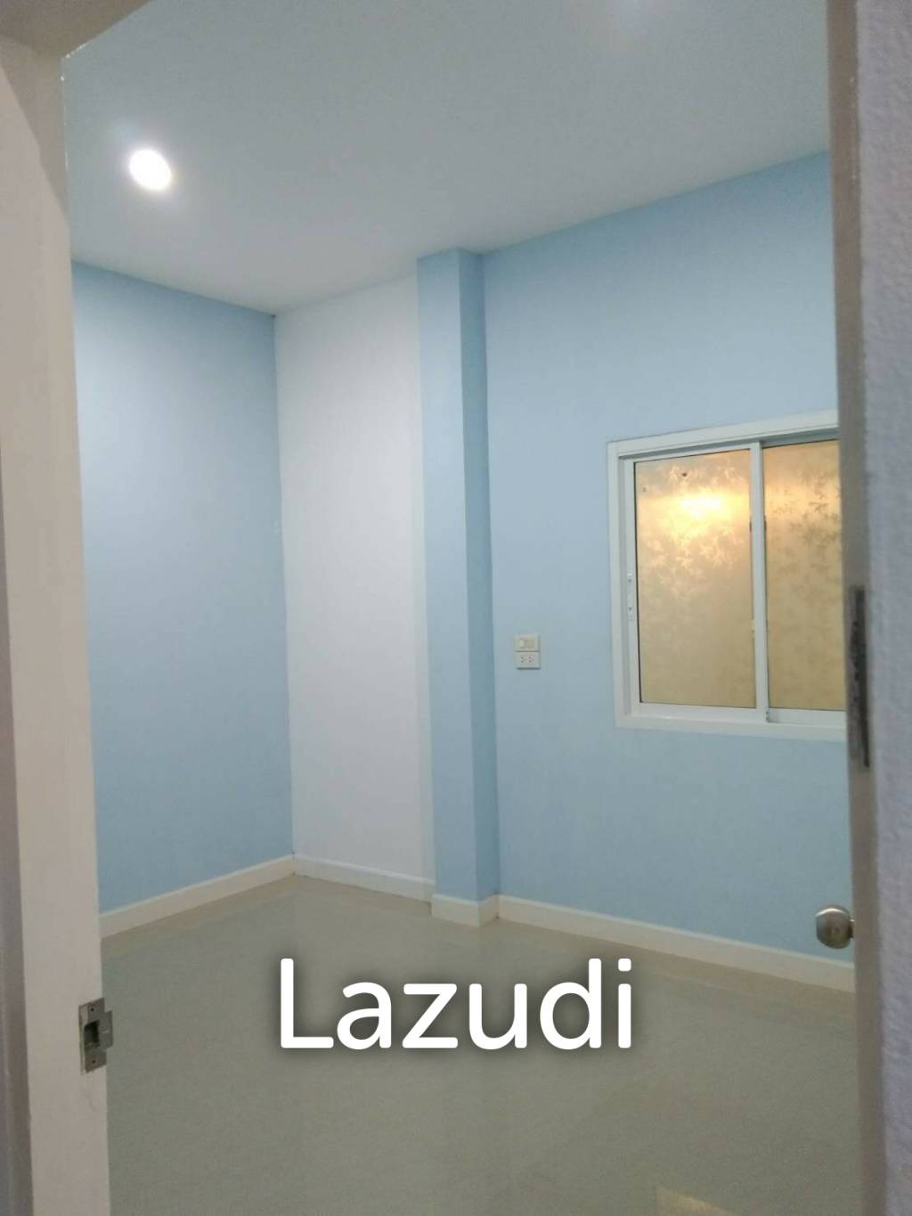 House for sale, not far from the sea