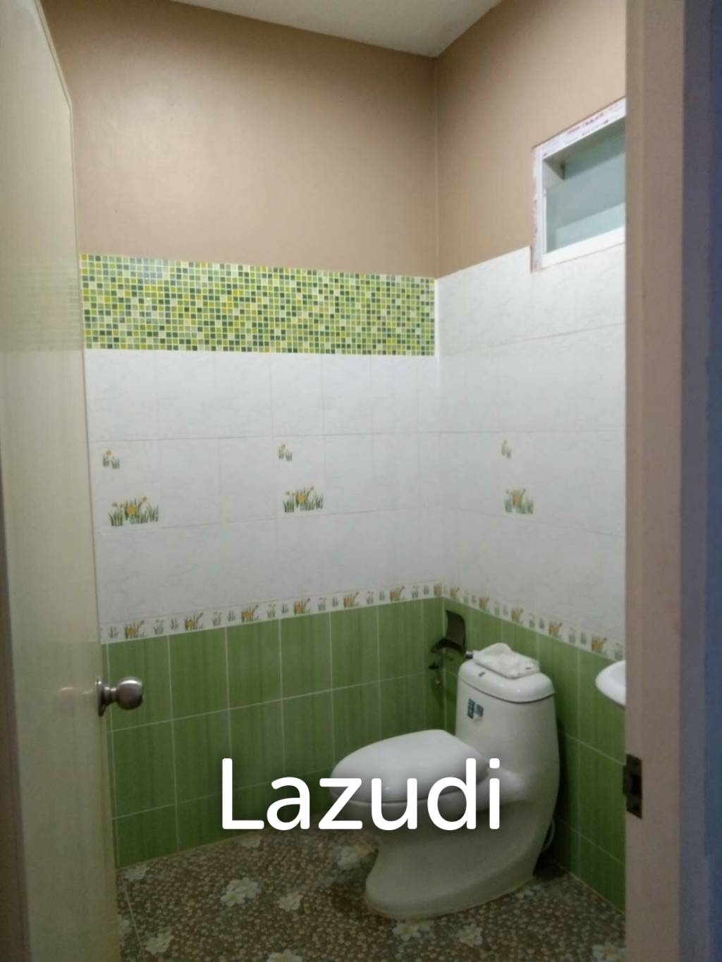 House for sale, not far from the sea
