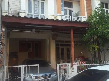 Townhouse for sale