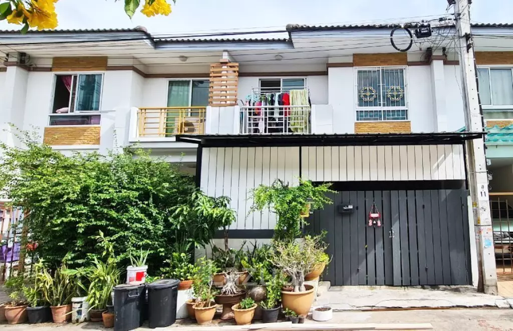 ขาย ทาวน์เฮ้าส์ 2 ชั้น หมู่บ้าน นนท์ธารา ราคาต่ำกว่าตลาด