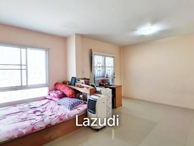 2 storey townhouse for sale, Nonthara Village, price lower than market