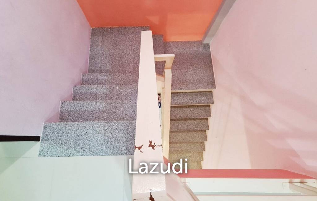 ขาย ทาวน์เฮ้าส์ 2 ชั้น หมู่บ้าน นนท์ธารา ราคาต่ำกว่าตลาด