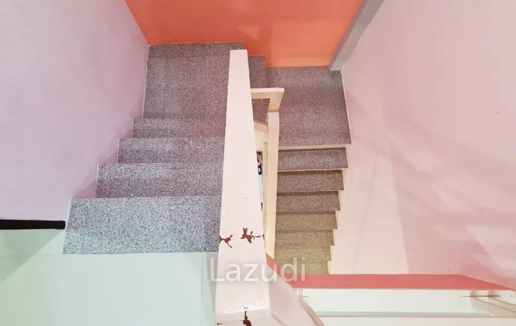 ขาย ทาวน์เฮ้าส์ 2 ชั้น หมู่บ้าน นนท์ธารา ราคาต่ำกว่าตลาด