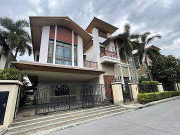 Baan Sansiri Sukhumvit 67 / 4 Bedroom 5 Bathroom / 394 sqm For Rent