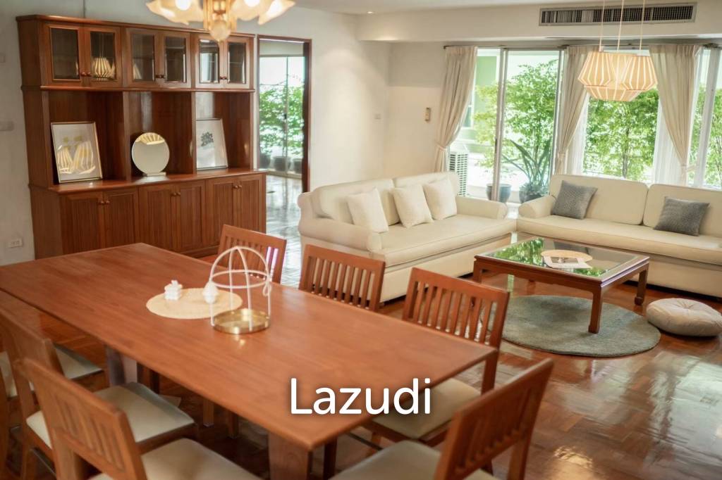 Large Pet friendly Apartment!! Near BTS Phrom Phong