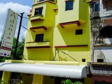 Guest House in Phuket for sale!