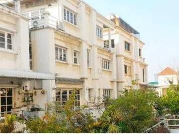 Detached House in Compound for Sale - Ari Samphan Soi 2