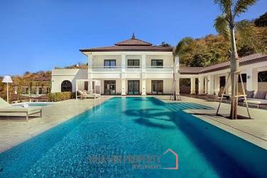 BelVida Estates Hua Hin : Luxury 4 Bed Pool Villa with elevated sea views