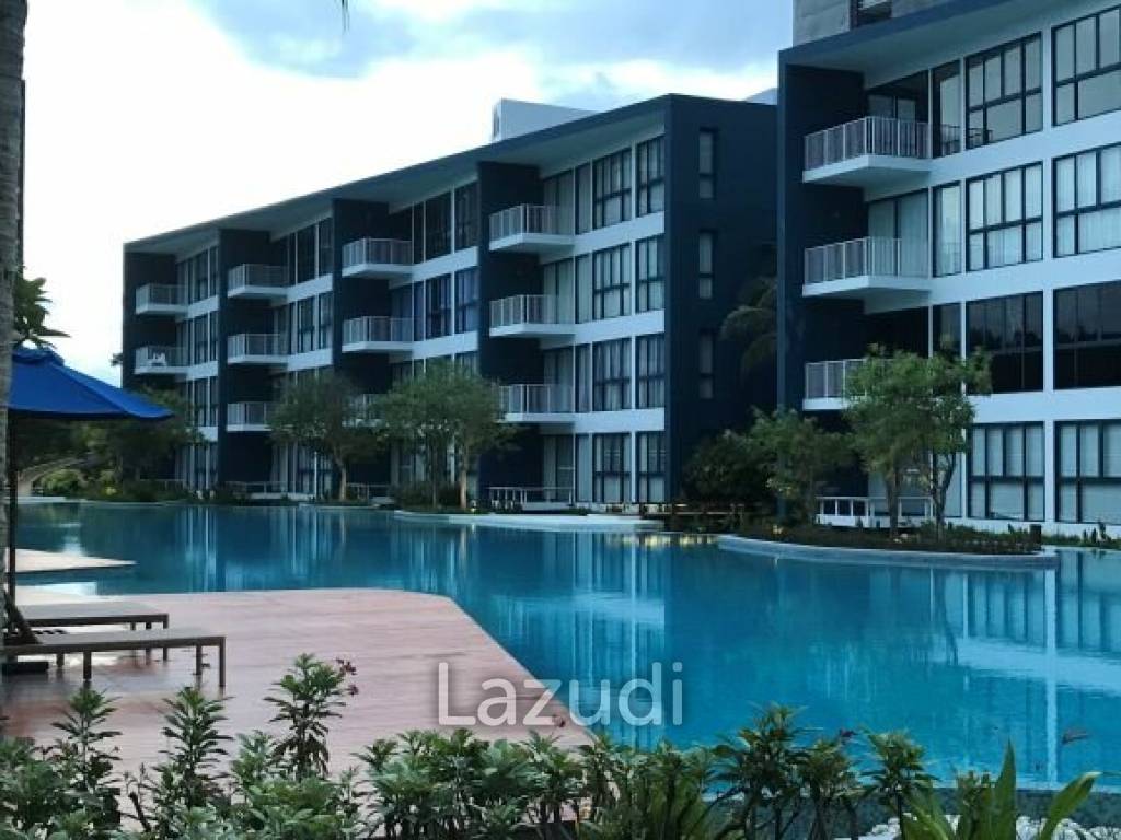 Urgent sale by owner: A spacious condominium in Cha-am, Petchburi