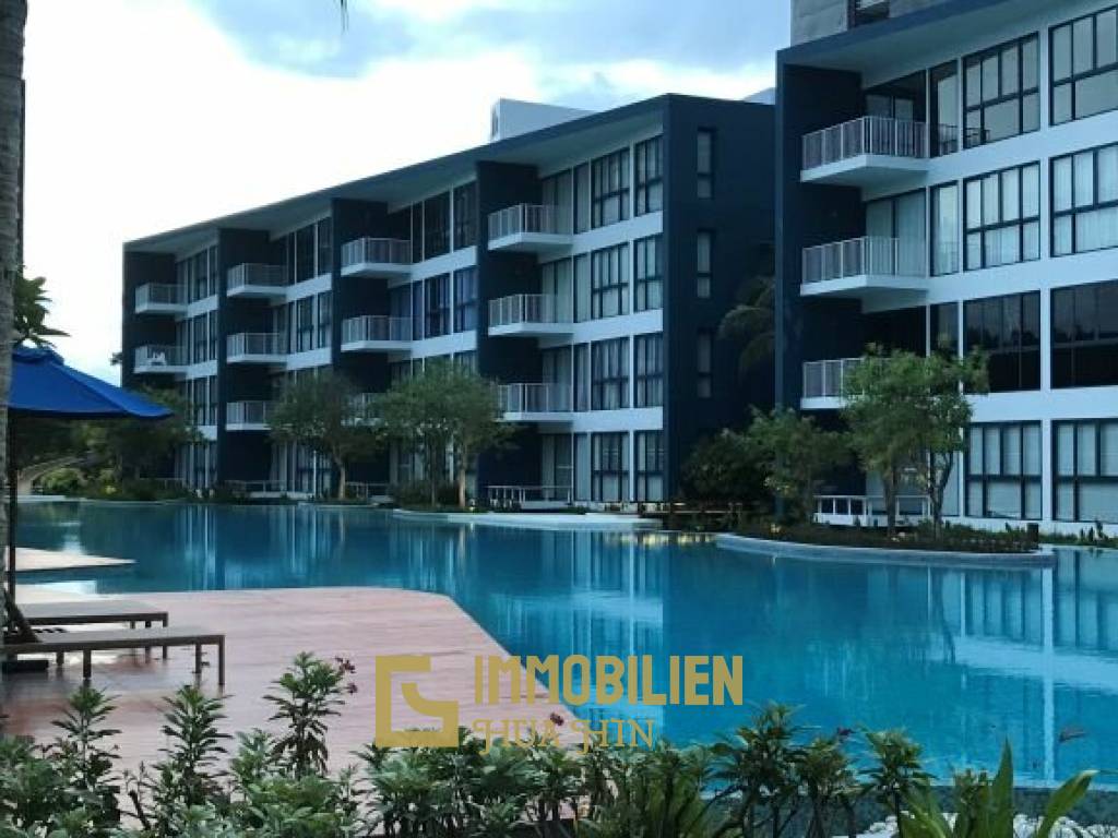 Urgent sale by owner: A spacious condominium in Cha-am, Petchburi