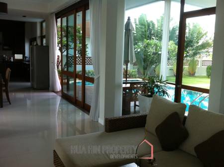NEW PRICE! Beautiful Spacious Pool Villa - 120m from the Beach - 4 Bed/Bath