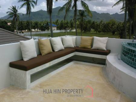 NEW PRICE! Beautiful Spacious Pool Villa - 120m from the Beach - 4 Bed/Bath