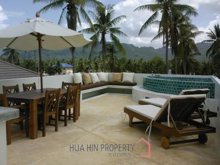 NEW PRICE! Beautiful Spacious Pool Villa - 120m from the Beach - 4 Bed/Bath