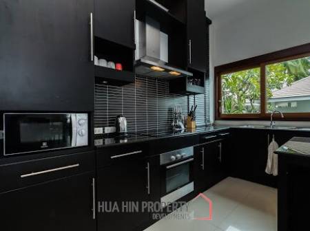 NEW PRICE! Beautiful Spacious Pool Villa - 120m from the Beach - 4 Bed/Bath