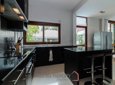 NEW PRICE! Beautiful Spacious Pool Villa - 120m from the Beach - 4 Bed/Bath