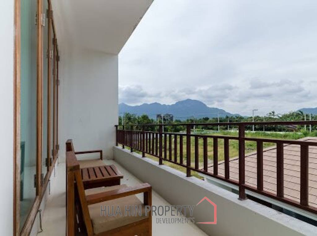 NEW PRICE! Beautiful Spacious Pool Villa - 120m from the Beach - 4 Bed/Bath