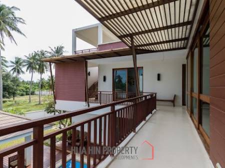 NEW PRICE! Beautiful Spacious Pool Villa - 120m from the Beach - 4 Bed/Bath