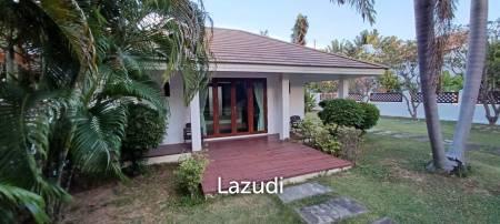 NEW PRICE! Beautiful Spacious Pool Villa - 120m from the Beach - 4 Bed/Bath