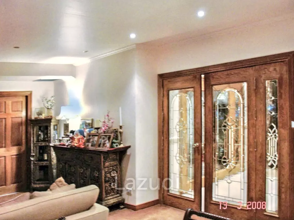3 Bed 3 Bath  240 SQ.M  Country Complex