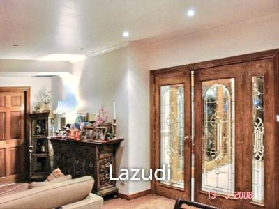 3 Bed 3 Bath  240 SQ.M  Country Complex