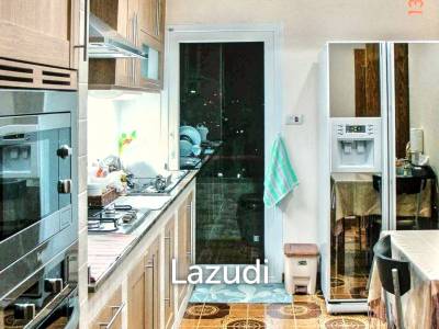 3 Bed 3 Bath  240 SQ.M  Country Complex