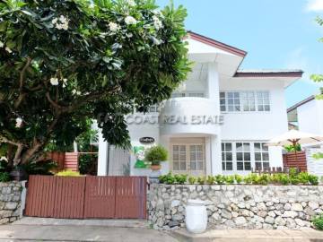 Jomtien Garden Villa House in Jomtien
