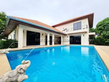 Paradise Villa 2 House in East Pattaya