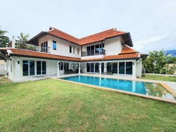 Nateekarn Park View House in East Pattaya